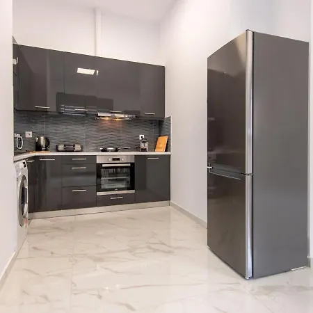 Liv - Modern Spacious Apartment In Gazi 雅典 Exterior photo
