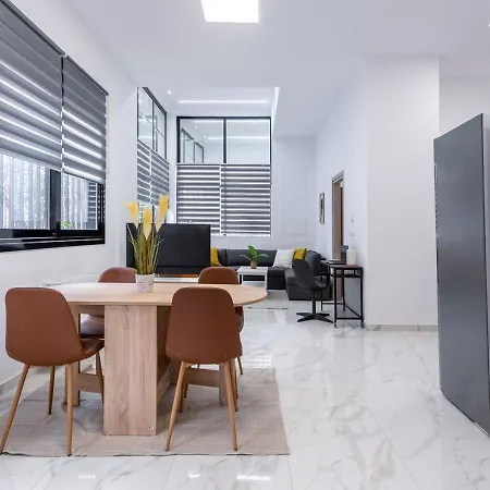 Liv - Modern Spacious Apartment In Gazi 雅典 Exterior photo