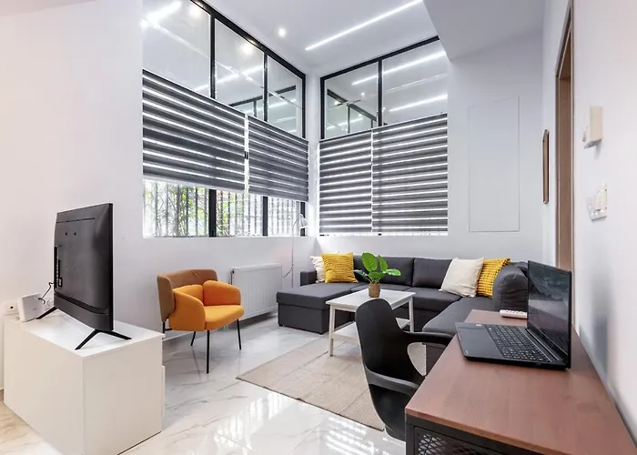 Liv - Modern Spacious Apartment In Gazi