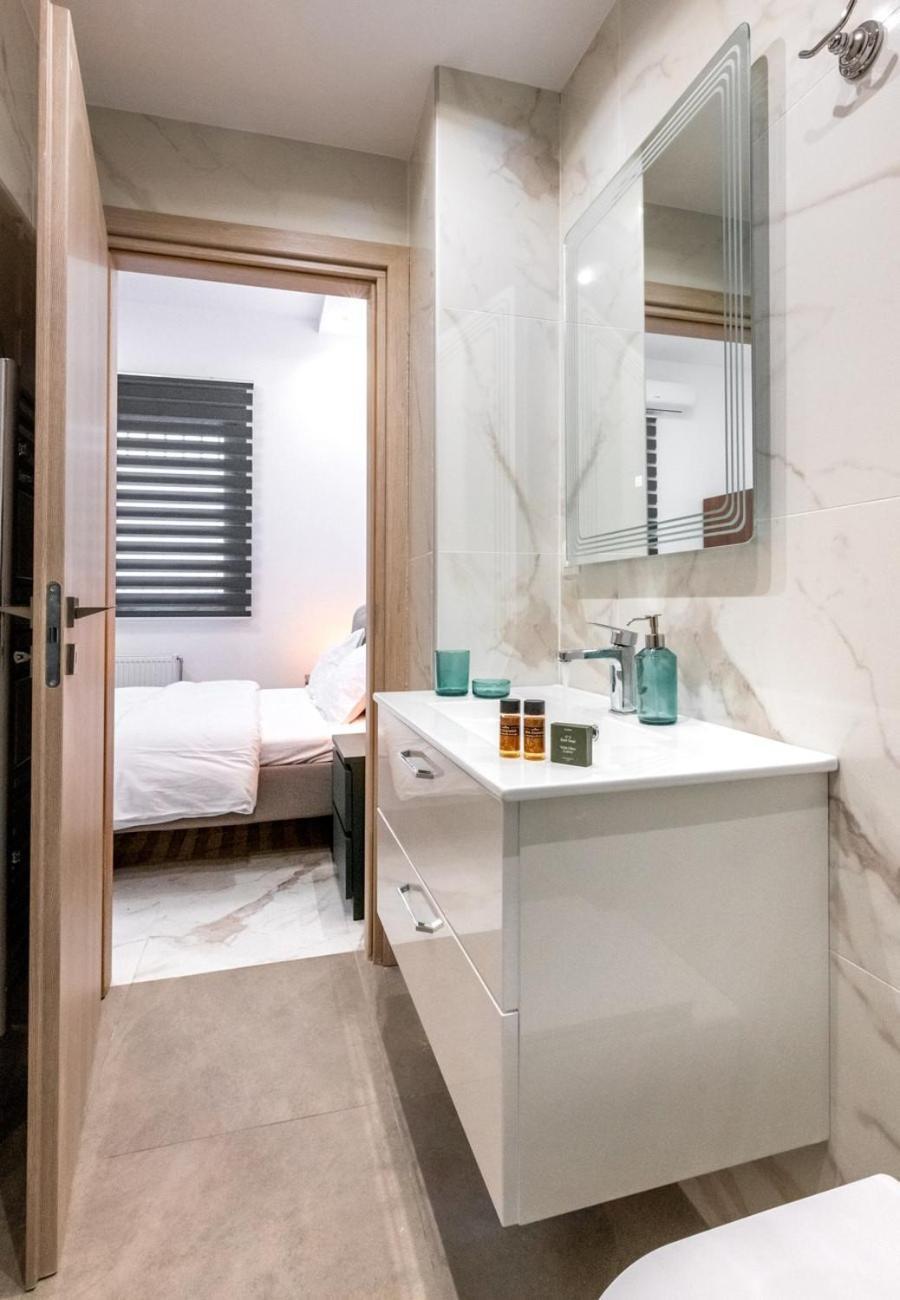 Apartment Liv - Modern Spacious In Gazi Athens
